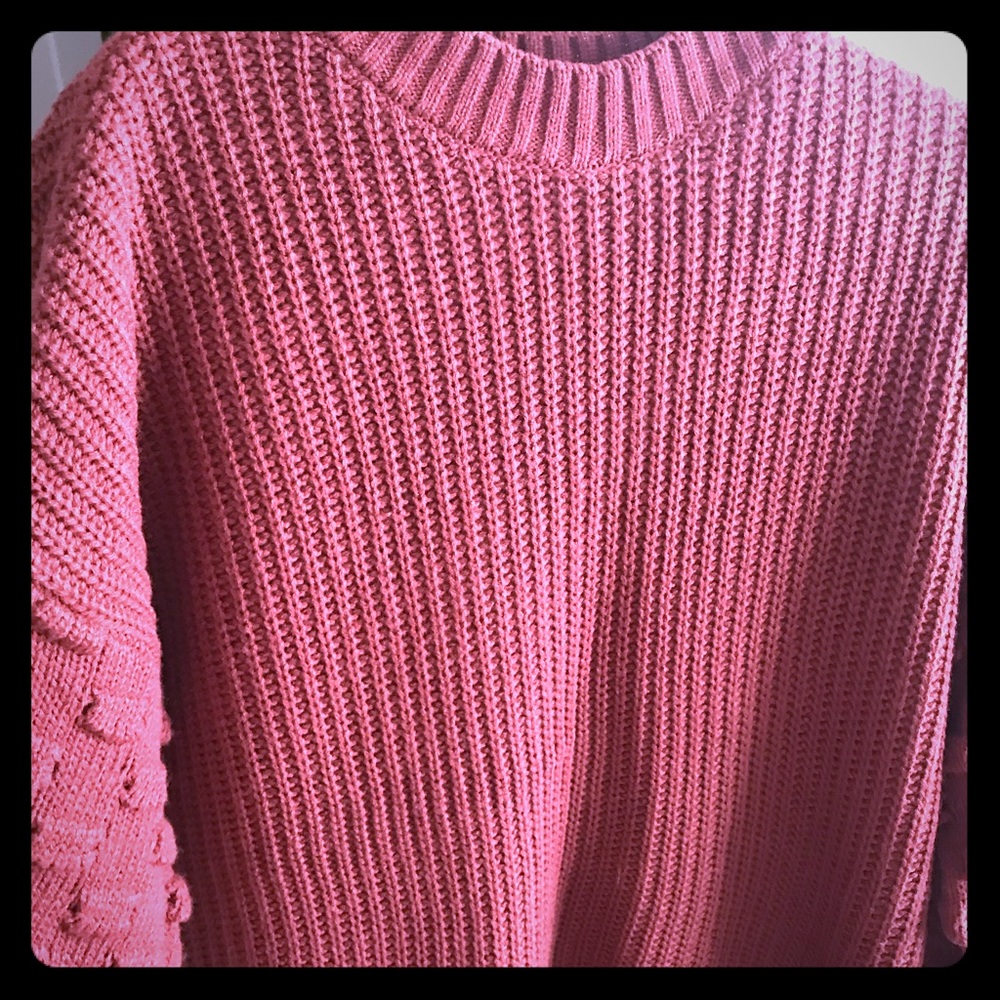 Roolee Boutique sweater size small